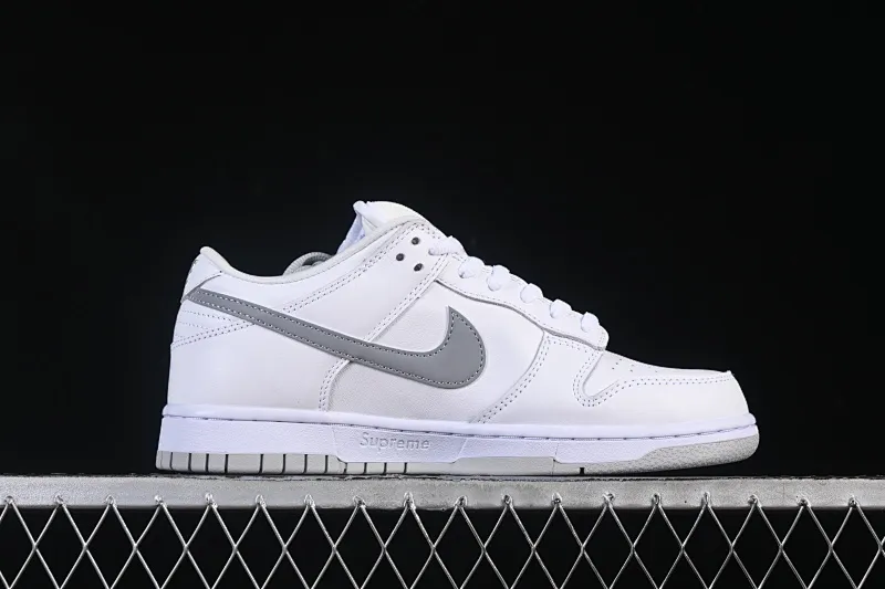 All categories Nk SB Dunk Series Nk SB Dunk Low low-top sneakers C version Supreme x Nike Dunk SB Dunk Low joint brown and yellow low-top casual skateboard shoes HQ8487-100